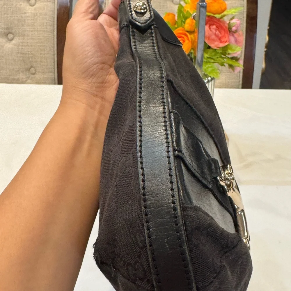 Authentic Gucci Horsebit Hobo Bag - Picture 4 of 16